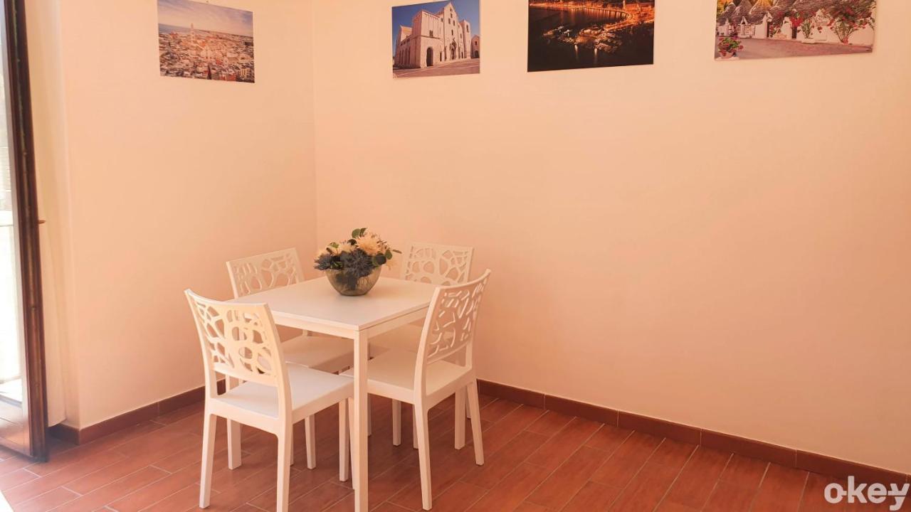 Dimora Donna Vittoria - Bari Vecchia Apartment Bagian luar foto