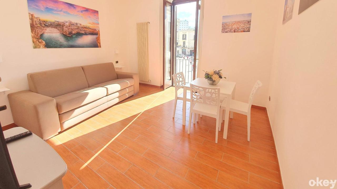 Dimora Donna Vittoria - Bari Vecchia Apartment Bagian luar foto