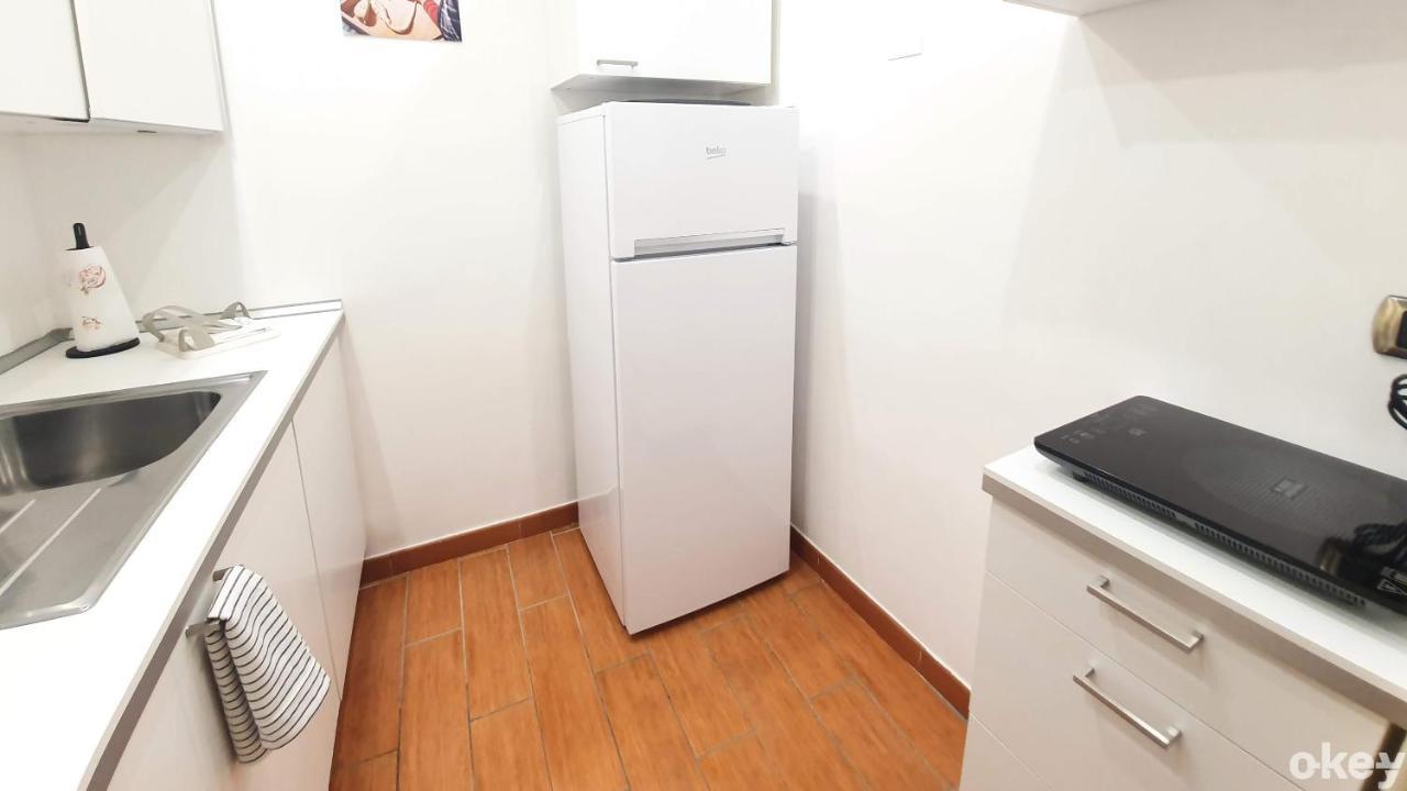 Dimora Donna Vittoria - Bari Vecchia Apartment Bagian luar foto
