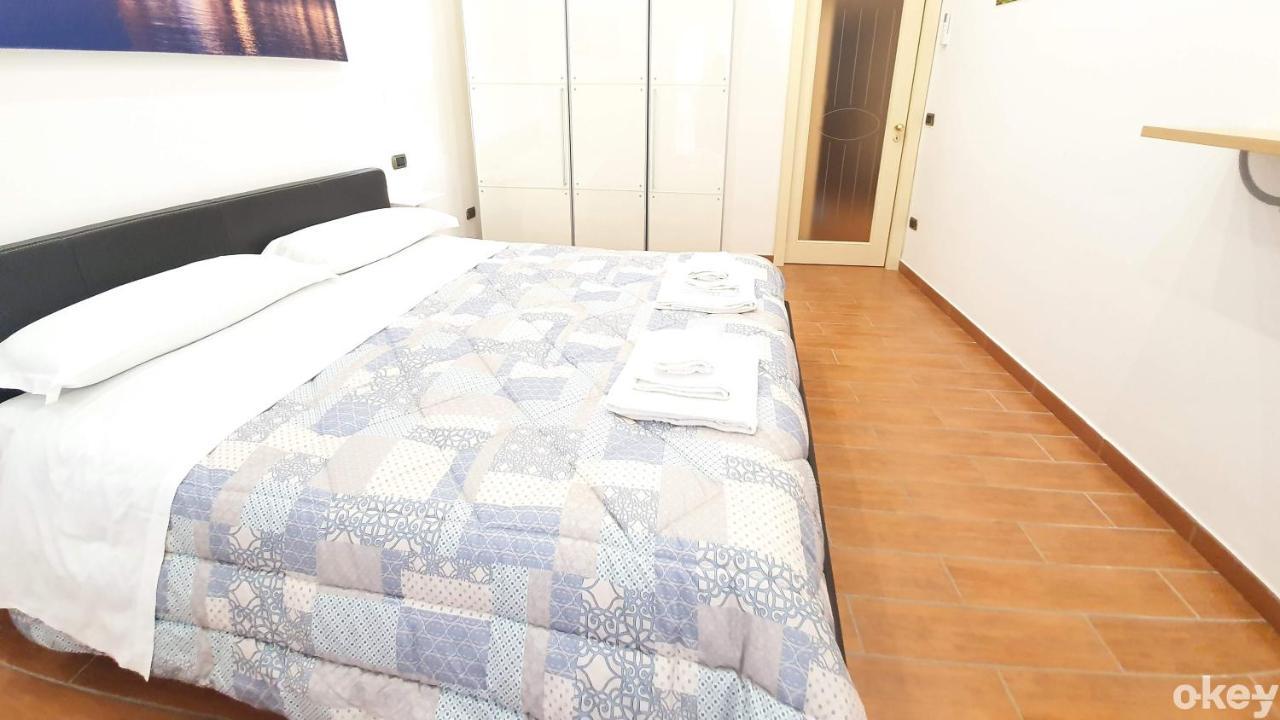 Dimora Donna Vittoria - Bari Vecchia Apartment Bagian luar foto