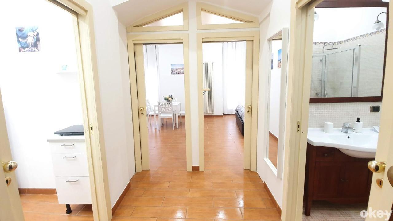 Dimora Donna Vittoria - Bari Vecchia Apartment Bagian luar foto