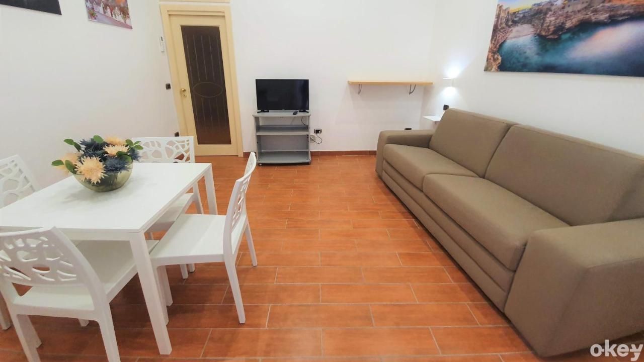 Dimora Donna Vittoria - Bari Vecchia Apartment Bagian luar foto